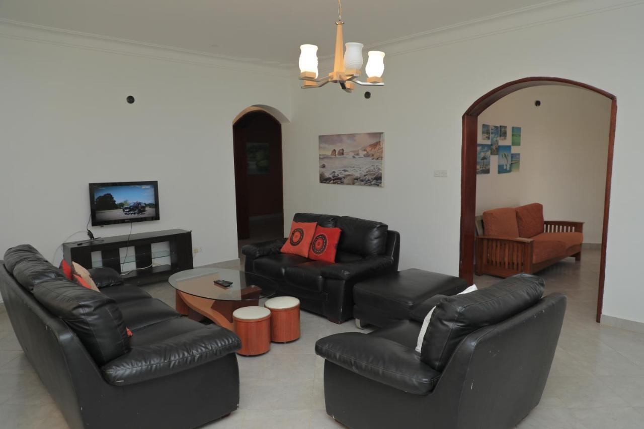 Silver Oaks Hotel Boma Fort Portal المظهر الخارجي الصورة