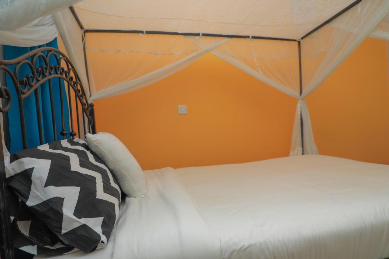 Silver Oaks Hotel Boma Fort Portal المظهر الخارجي الصورة