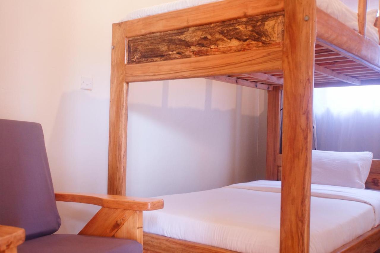 Silver Oaks Hotel Boma Fort Portal المظهر الخارجي الصورة